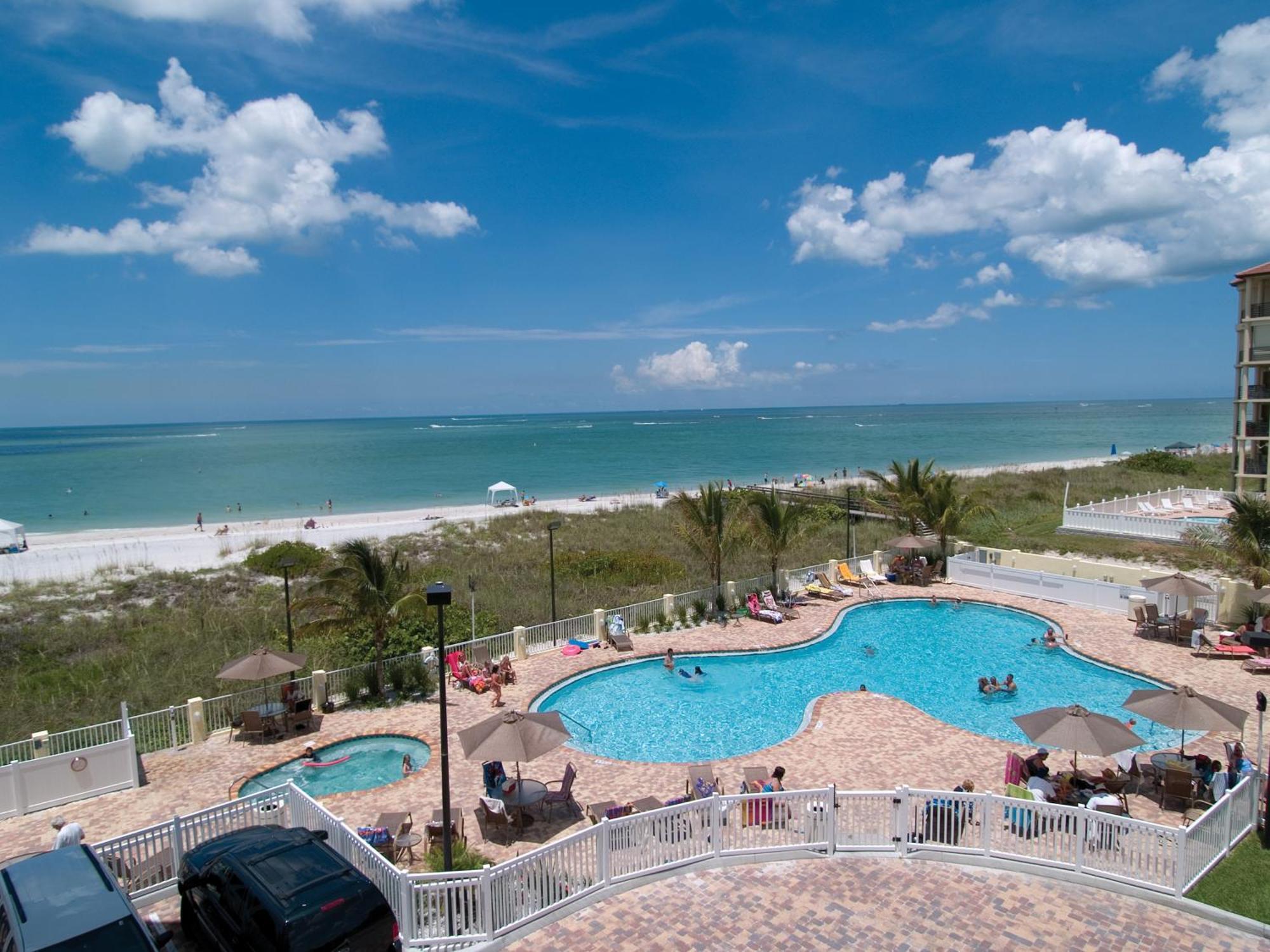 Sunset Vistas Two Bedroom Beachfront Suites St. Pete Beach Fasiliteter bilde