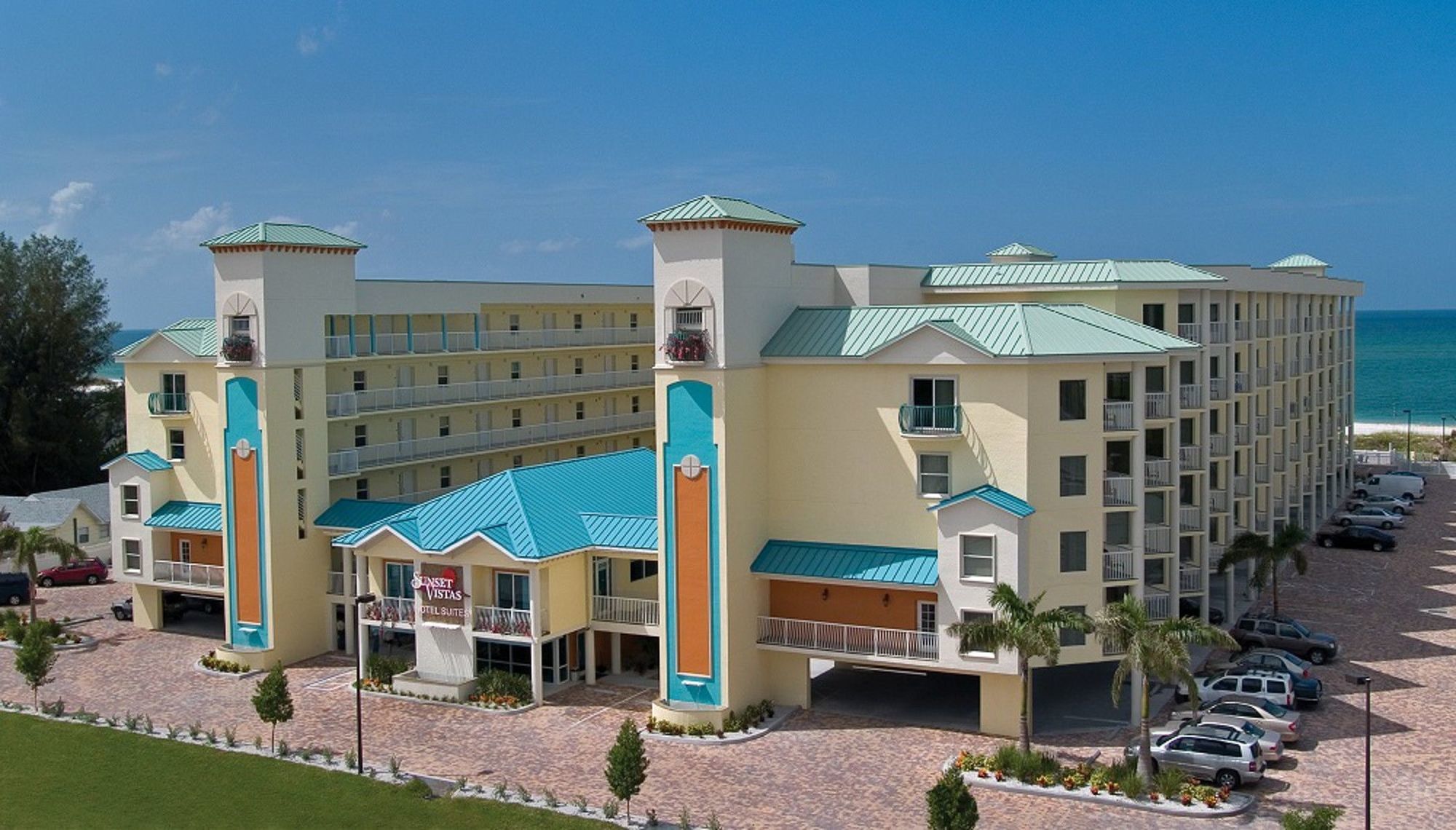 Sunset Vistas Two Bedroom Beachfront Suites St. Pete Beach Eksteriør bilde
