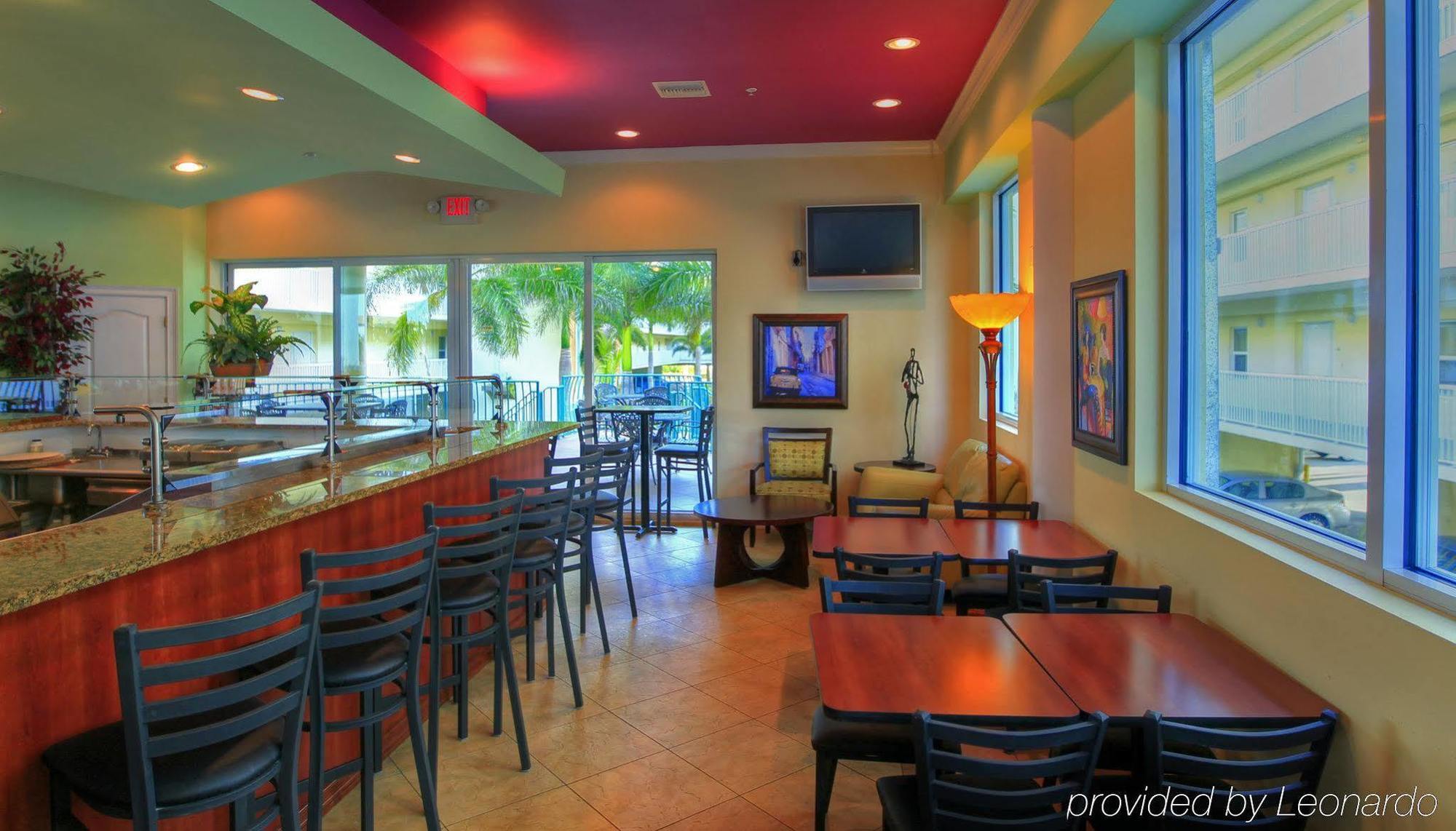 Sunset Vistas Two Bedroom Beachfront Suites St. Pete Beach Restaurant bilde