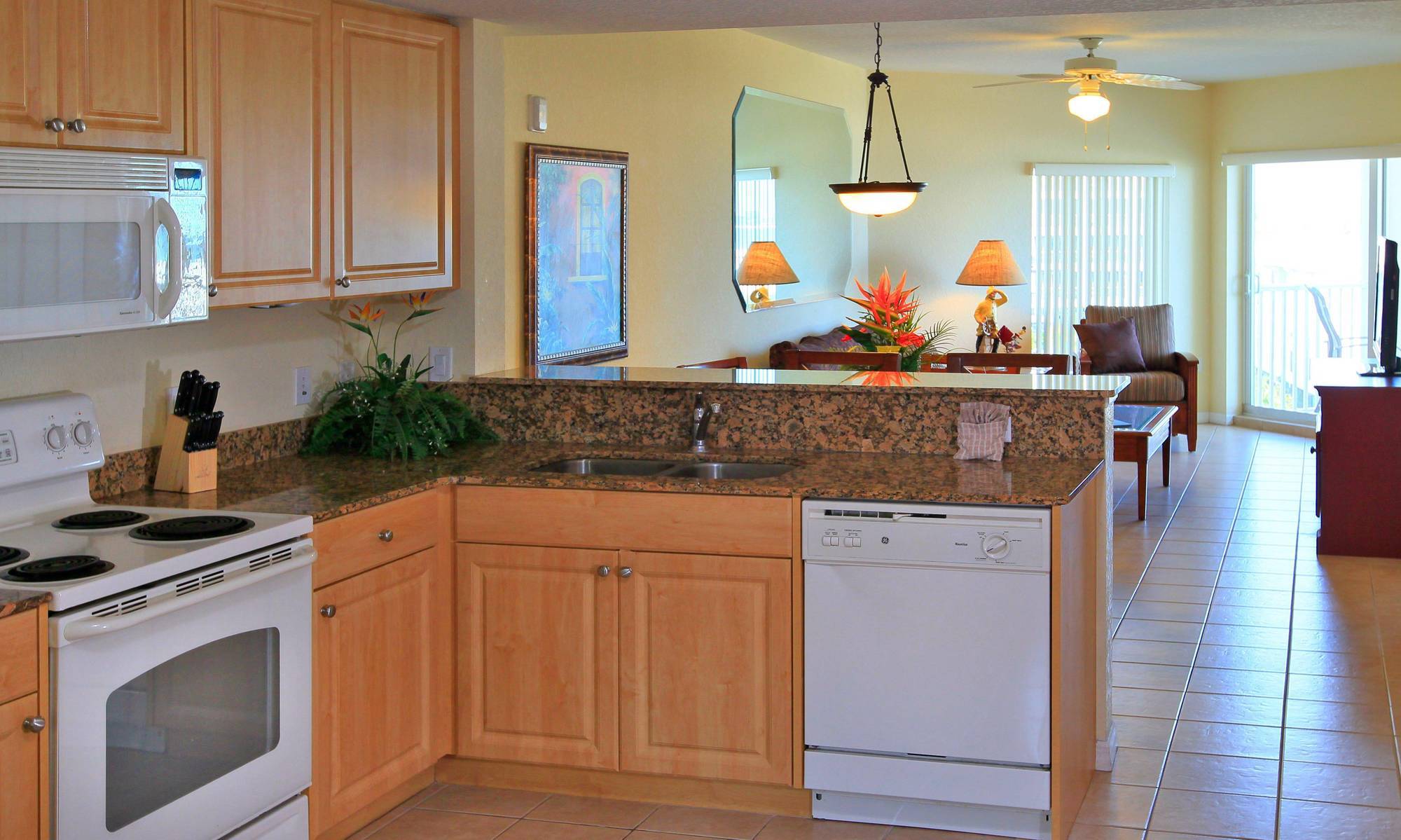 Sunset Vistas Two Bedroom Beachfront Suites St. Pete Beach Rom bilde