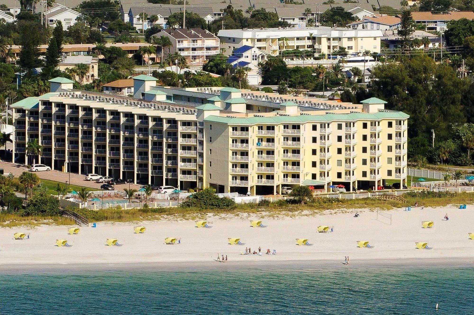 Sunset Vistas Two Bedroom Beachfront Suites St. Pete Beach Eksteriør bilde