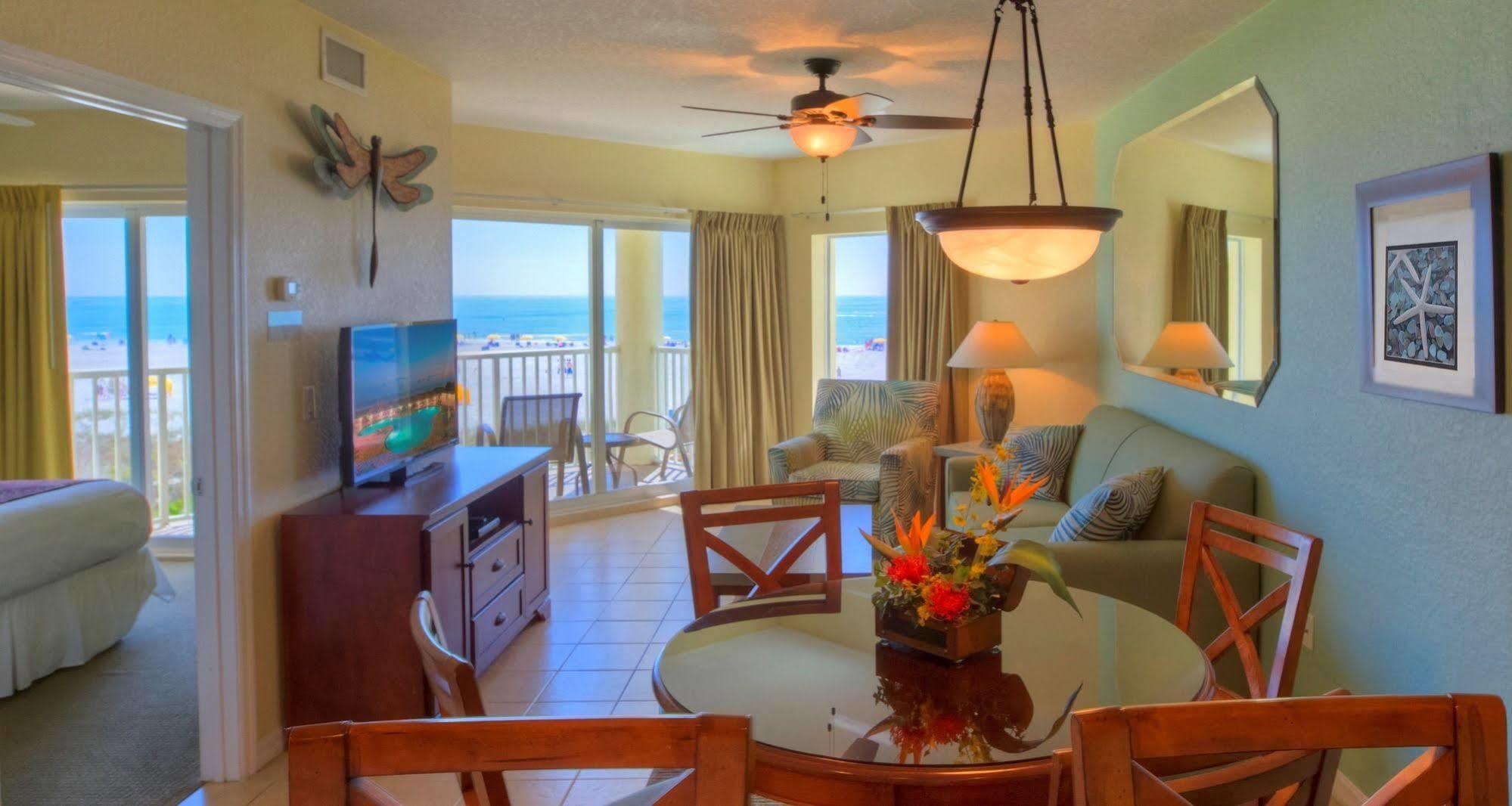 Sunset Vistas Two Bedroom Beachfront Suites St. Pete Beach Eksteriør bilde