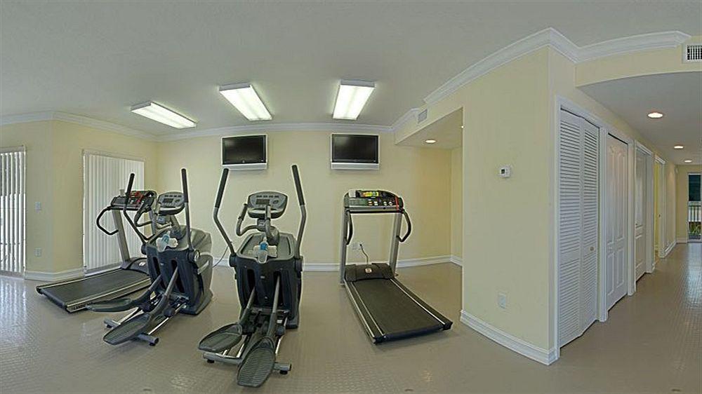 Sunset Vistas Two Bedroom Beachfront Suites St. Pete Beach Eksteriør bilde